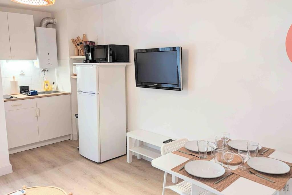 Studio Climatise 4 Pers, Balcon, Parking La Grande Motte Dış mekan fotoğraf